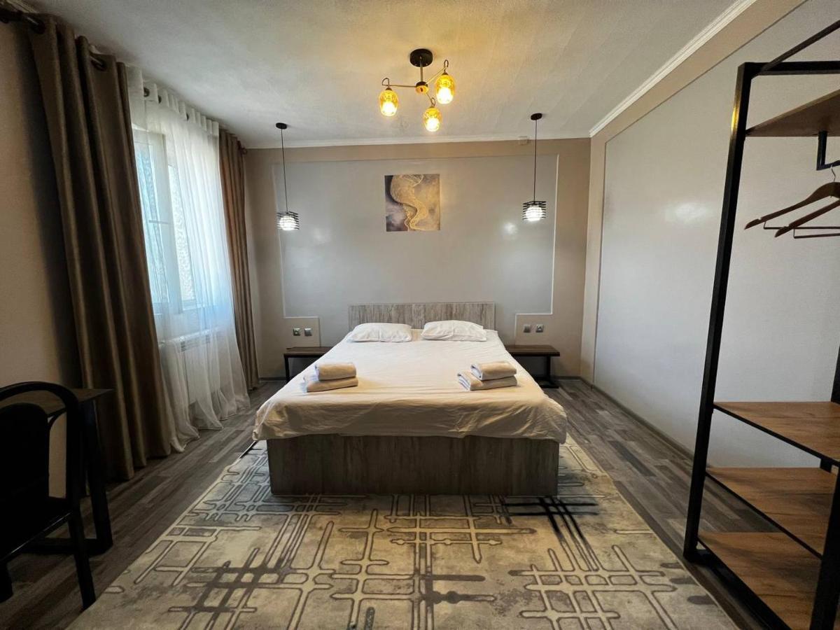 Ave Hotel 오쉬 외부 사진