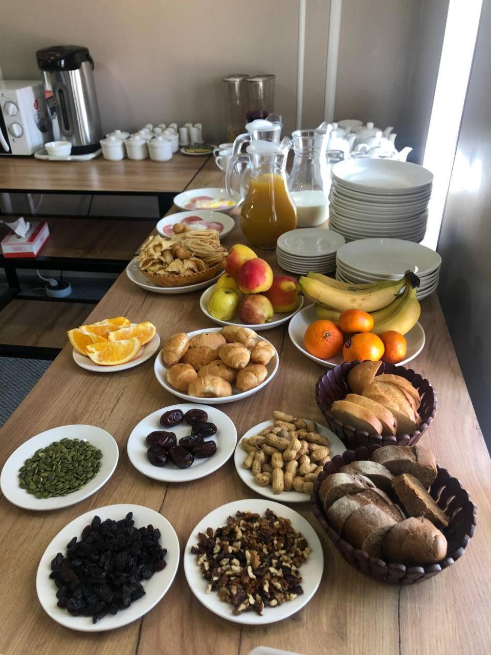 Ave Hotel 오쉬 외부 사진